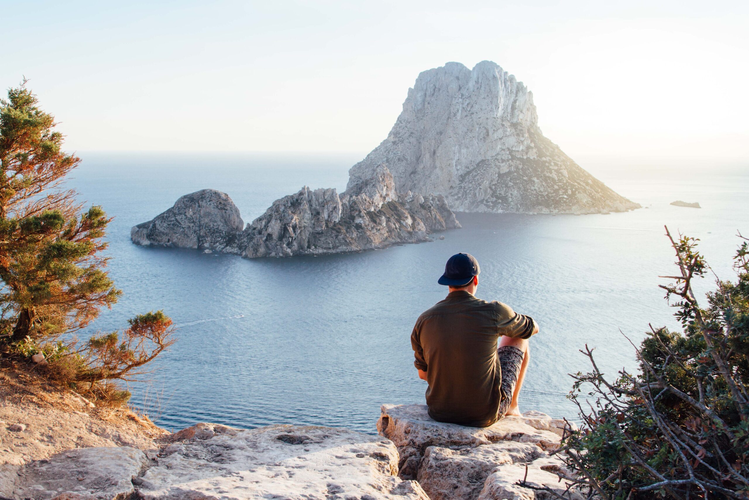 que hacer en ibiza solo